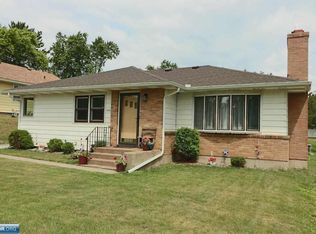 1005 Madison St, Eveleth, MN 55734