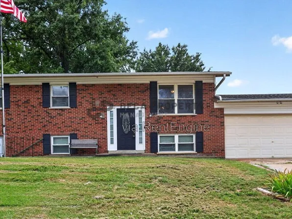 4774 Central School Rd, Saint Charles, MO 63304