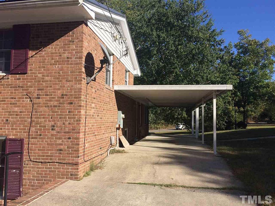 2nd image of 4201 Ruby Dr