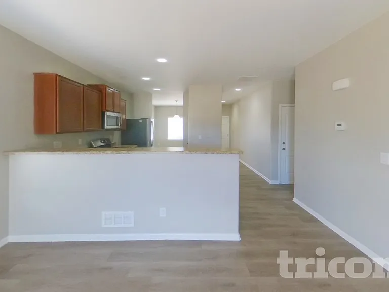 6550 Phantom Way — Photo 3