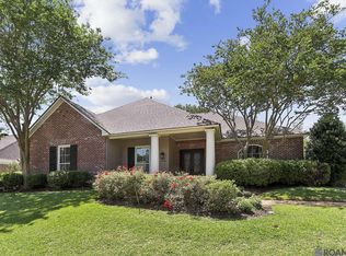 17541 Crossing Blvd, Baton Rouge, LA 70810