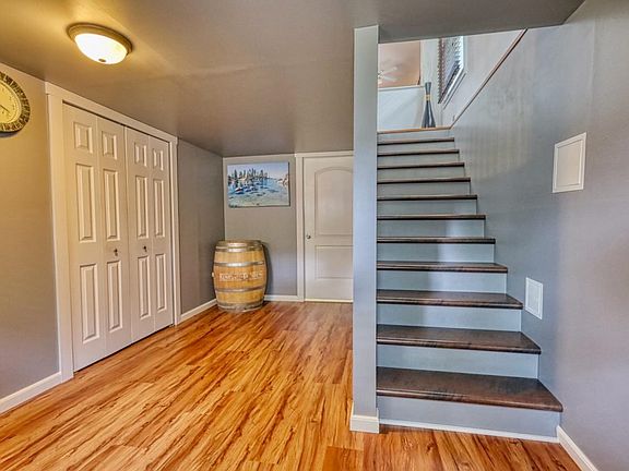 5th image of 1705 E Road Six St