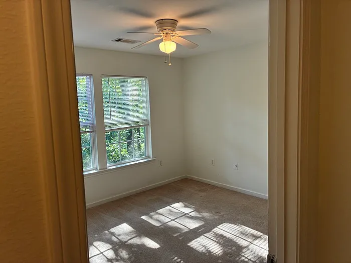 5804 Foxboro Dr — Photo 7