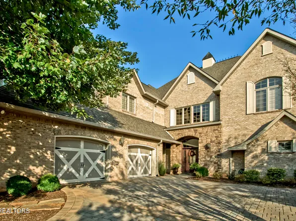 300 Grandville Ct, Vonore, TN 37885