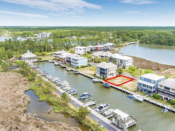 2nd image of 3925 La Fitte Blvd