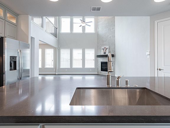 4th image of 6110 Culverdale Ln