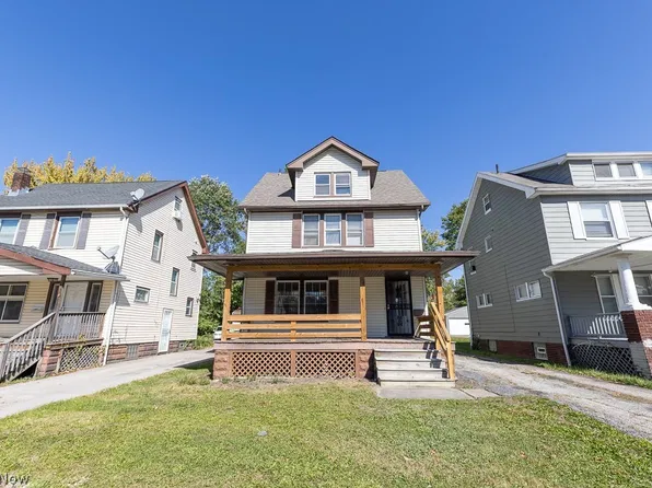 12913 Thornhurst Ave, Garfield Heights, OH 44105