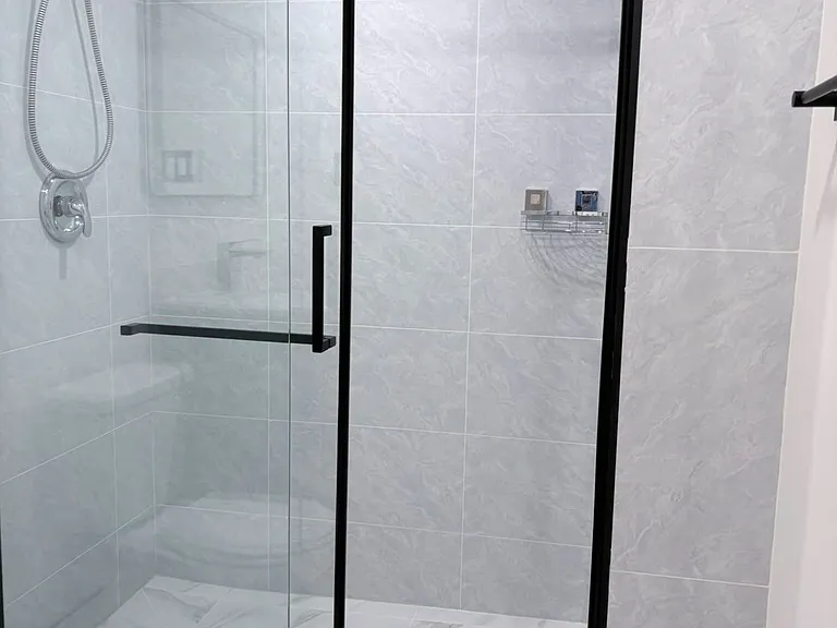158 Wainscot Ave #BASEMENT — Photo 15