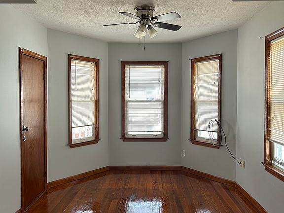 2nd image of 172 Hathaway St #3E