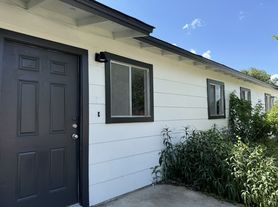 1218-1220 Georgetown Road, 1220