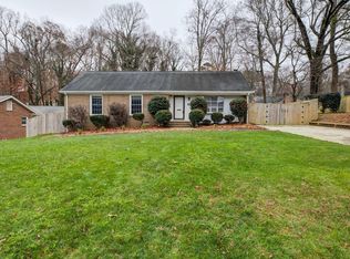 6219 Colchester Pl, Charlotte, NC 28210