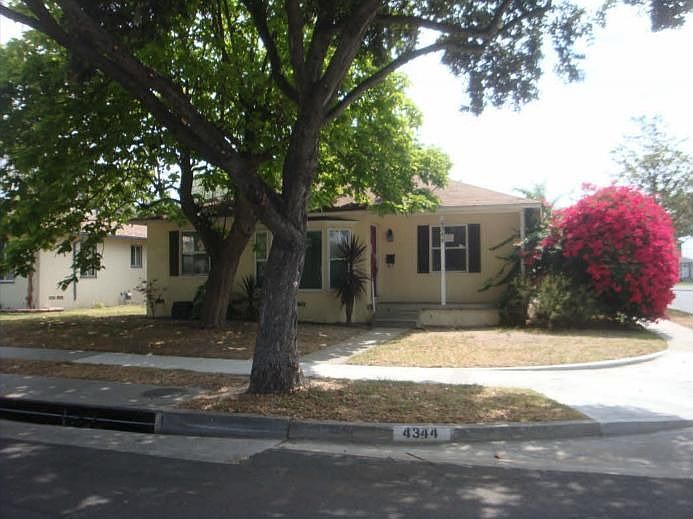 1st image of 4344 Bellflower Blvd