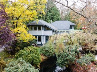 896 Charman Rd, Gibsons, BC V0N 1V4