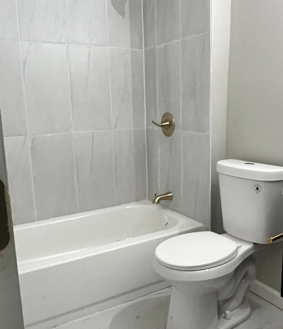 4 bed, 941 sqft, $2,600 — Photo 3