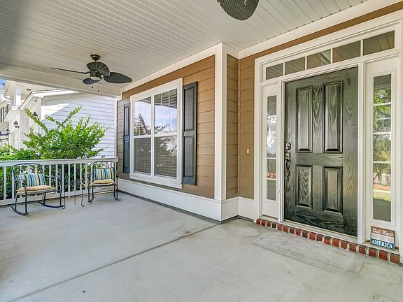 2nd image of 5413 Clairmont Ln