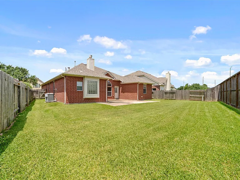 10603 White Bridge Ln — Photo 24