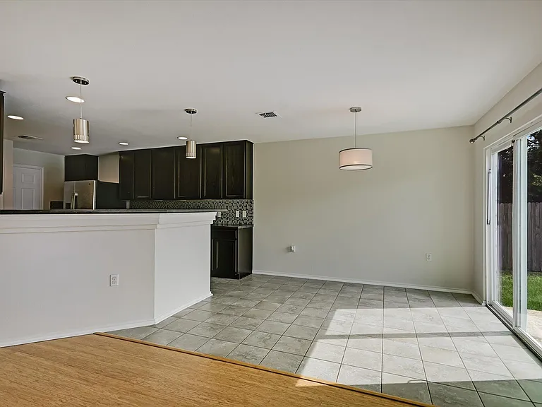 6516 Alum Rock Cv — Photo 10
