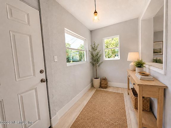 4th image of 1413 W 21ST Street