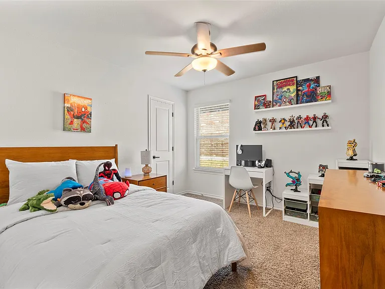 985 Alton Dr — Photo 18