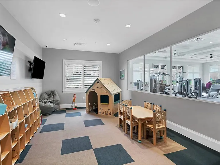 15716 Barefoot Beach Dr — Photo 40
