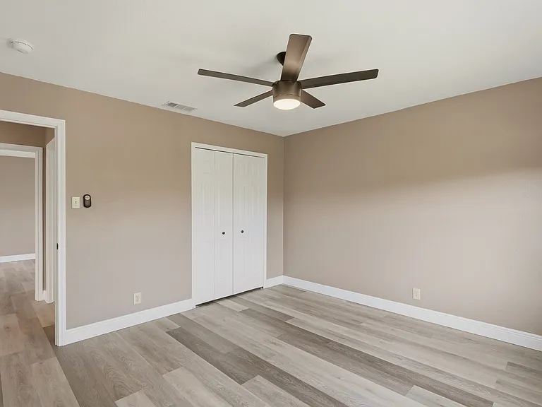 7338 Raintree Frst — Photo 17
