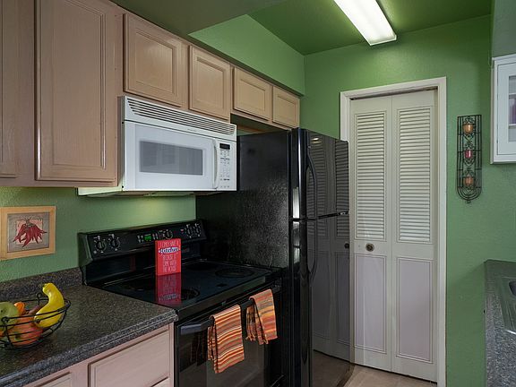 2nd image of 6775 E Calle La Paz Unit B