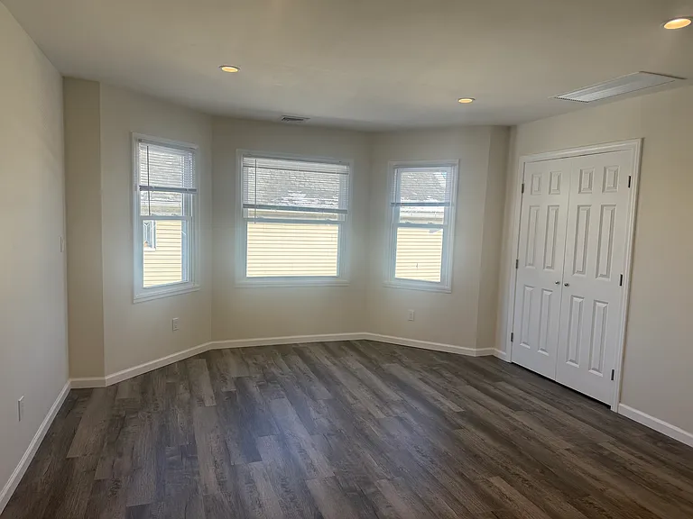 261 Wilson Ave #1 — Photo 7