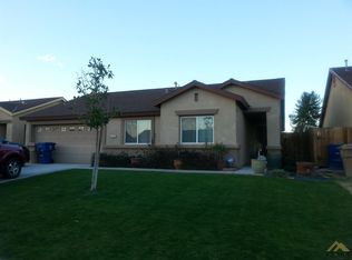 2702 Rain Dr, Bakersfield, CA