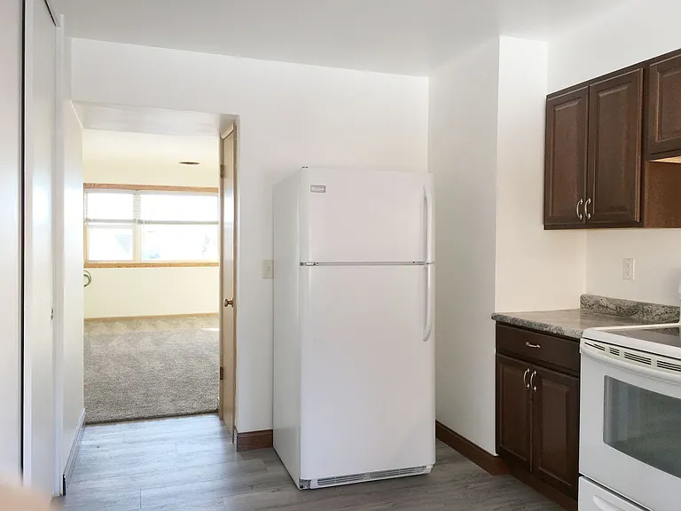 509 11th Avenue NE 4-Plex in Residential Neighborhood — Photo 6
