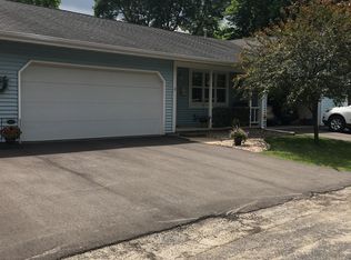 670 Stonehedge Ln #6C, Appleton, WI 54914