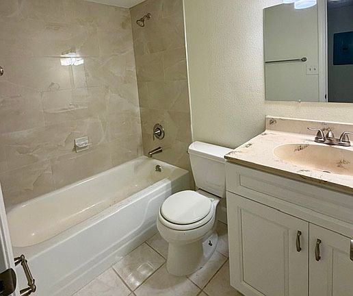 5th image of 8350 13th St N APT B