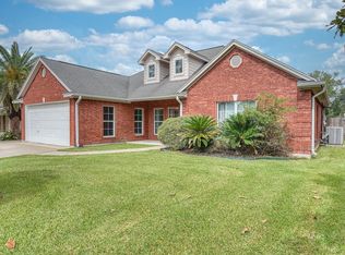 5320 Cambridge Ln, Beaumont, TX 77707