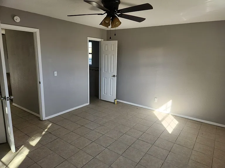 407 W Mable St #B — Photo 4
