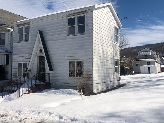2nd image of 123 S Walnut St