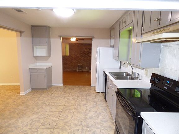 3rd image of 3884 County Road 331