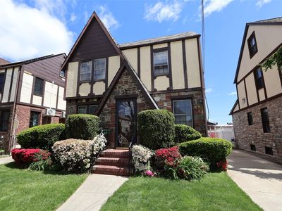 90-11 219th Street, Jamaica, NY, 11428