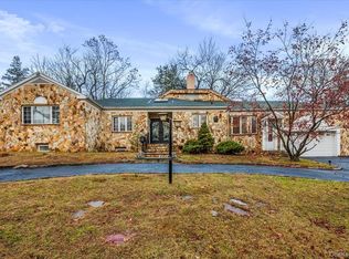 18 Locust Drive, Great Neck, NY 11021