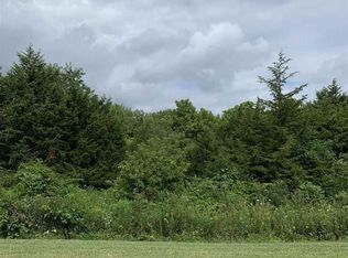 11 Cemetery Ridge Rd, Galena, IL 61036