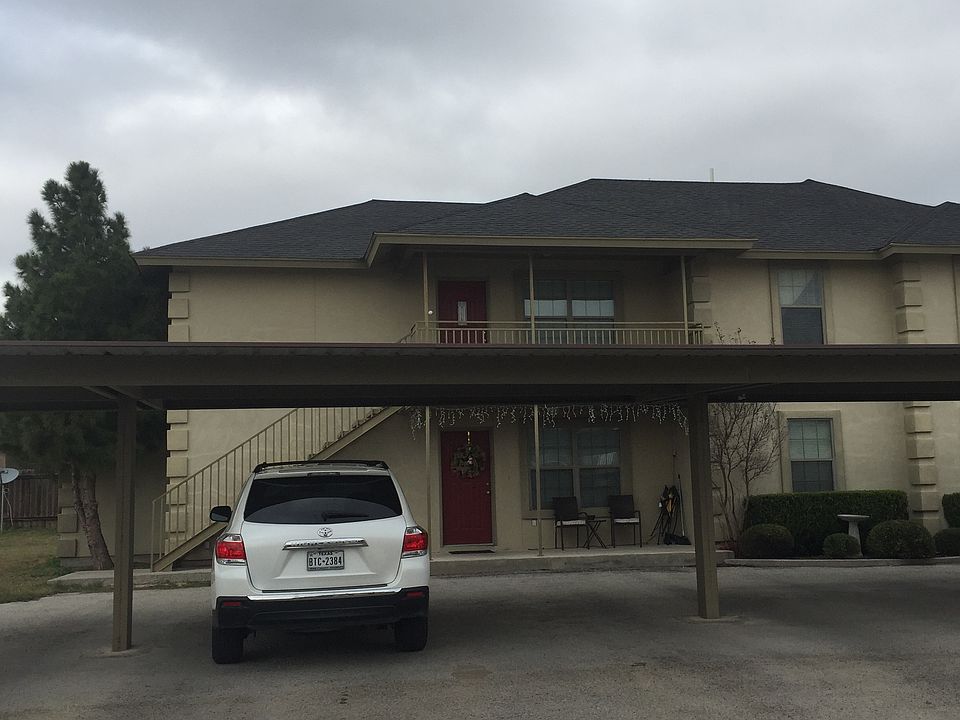 1st image of 121 Ramon Cardenas Dr #B