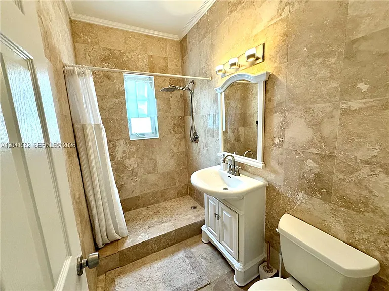 1341 Meridian Ave #204 — Photo 12
