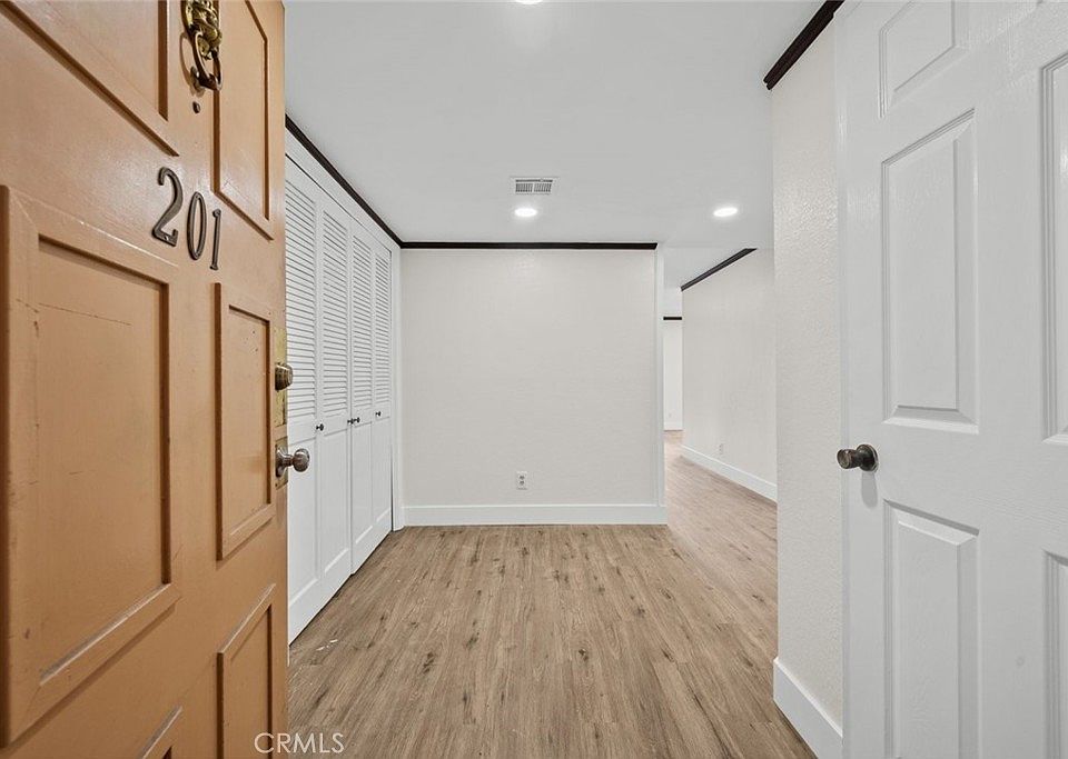 1st image of 1745 Holly Dr APT 201
