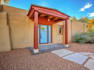 330 Rincon Rd, Corrales, NM 87048