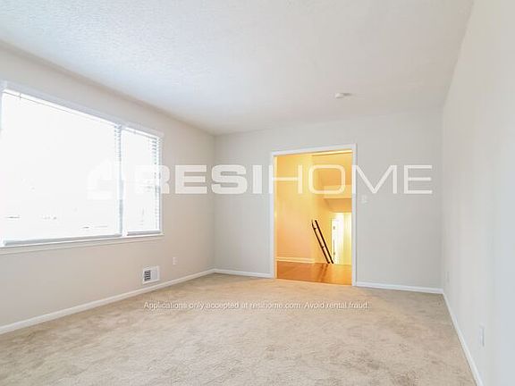 3rd image of 109 Brandywine Ln