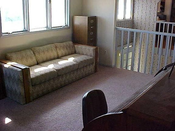 Study/Den/3rd bedroom