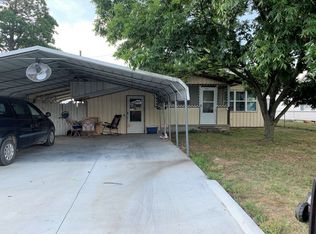 1608 Matthews Ave, Sikeston, MO 63801