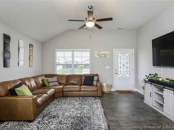 3rd image of 8625 Oak Valley Drive