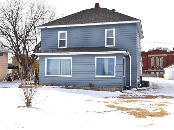 125 N Boeke St, Sharon Springs, KS 67758