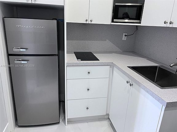 2nd image of 30XX NW 51st St #2