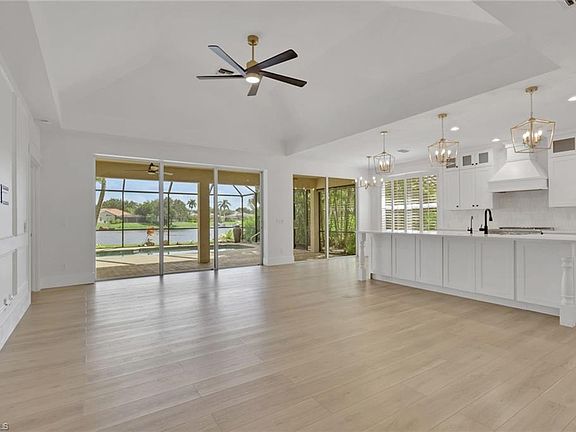 4th image of 4242 Longshore WAY S