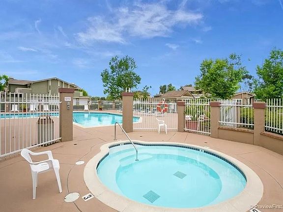 Community pool